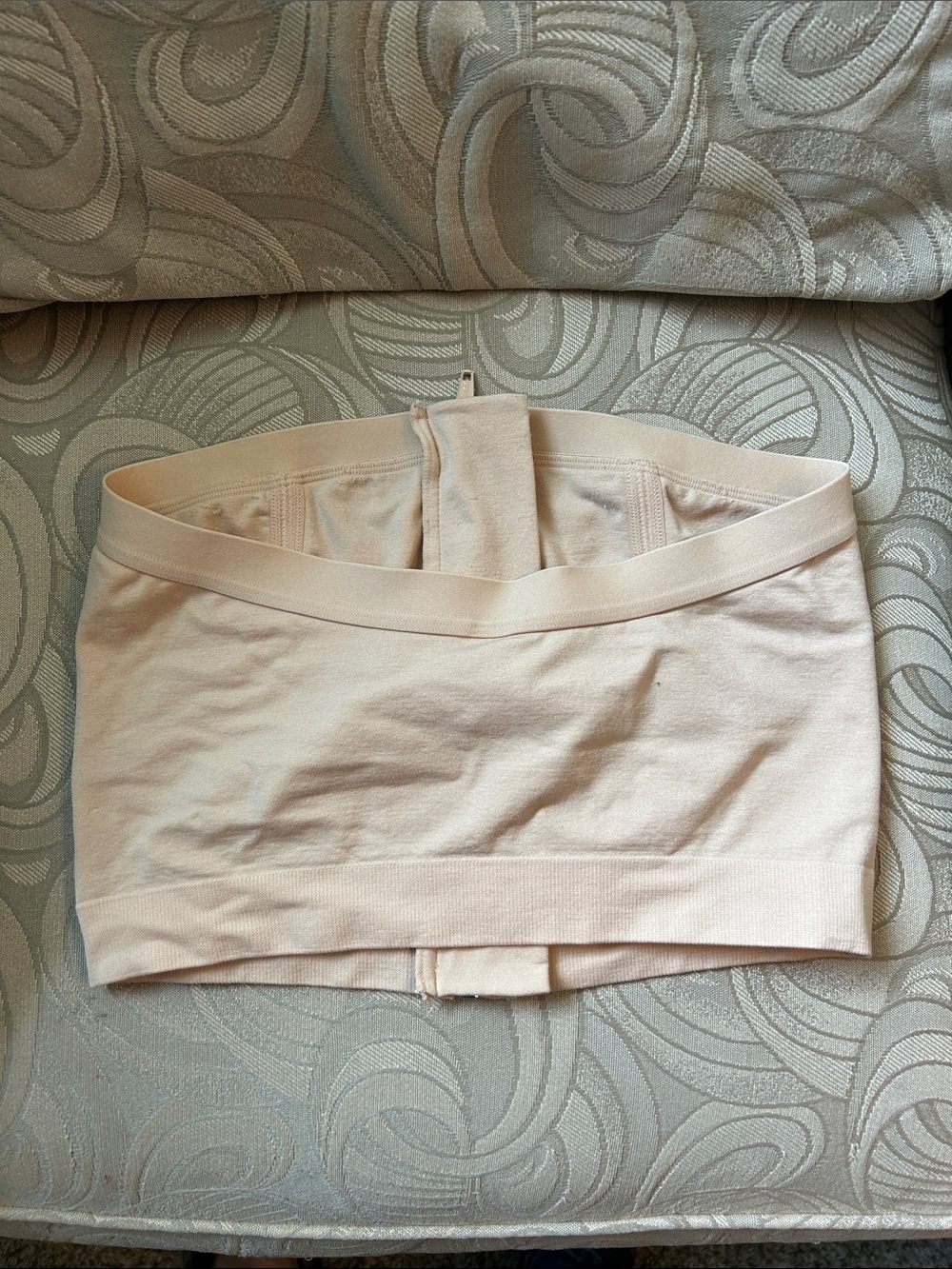 Medela Nursing pumping bra size large - Picture 2 of 4